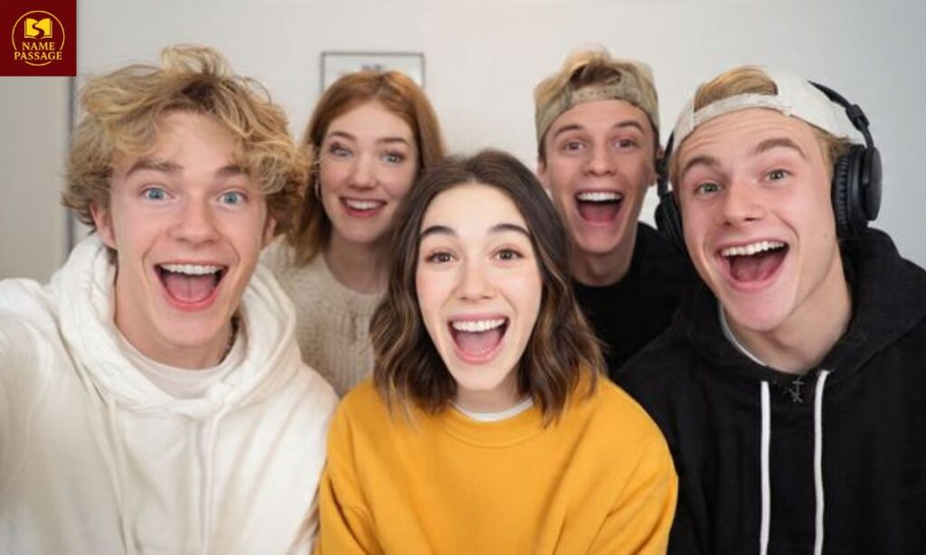 Hilarious Siblings-Only Group Chat Names